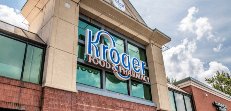 Estabelecimento da Kroger, de comida e farmácia.